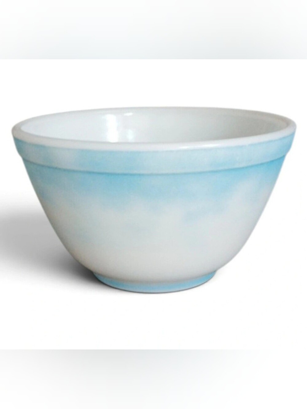 Vintage PYREX #401 Faded Mixing Bowl